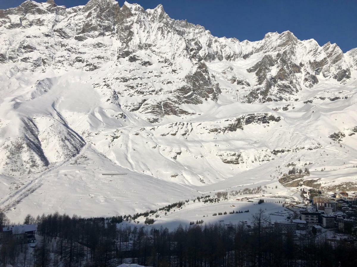 Ferienwohnung Monolocale Cielo Alto Breuil-Cervinia Exterior foto